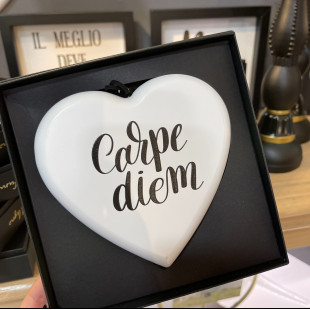 CUORE IN LEGNO "CARPE DIEM"