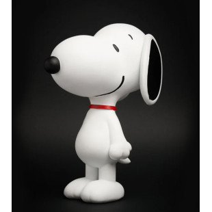 SNOOPY STANDING WHITE
