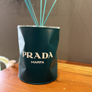 PRETTY LITTLE SCENTS - PROFUMATORE PRADA MARFA VERDE PETROLIO