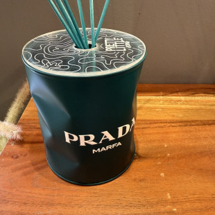 PRETTY LITTLE SCENTS - PROFUMATORE PRADA MARFA VERDE PETROLIO