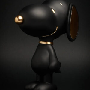 SNOOPY STANDING BLACK