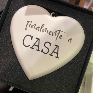 CUORE IN LEGNO "FINALMENTE A CASA"