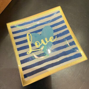 PIATTINO QUADRATO LOVE RIGHE