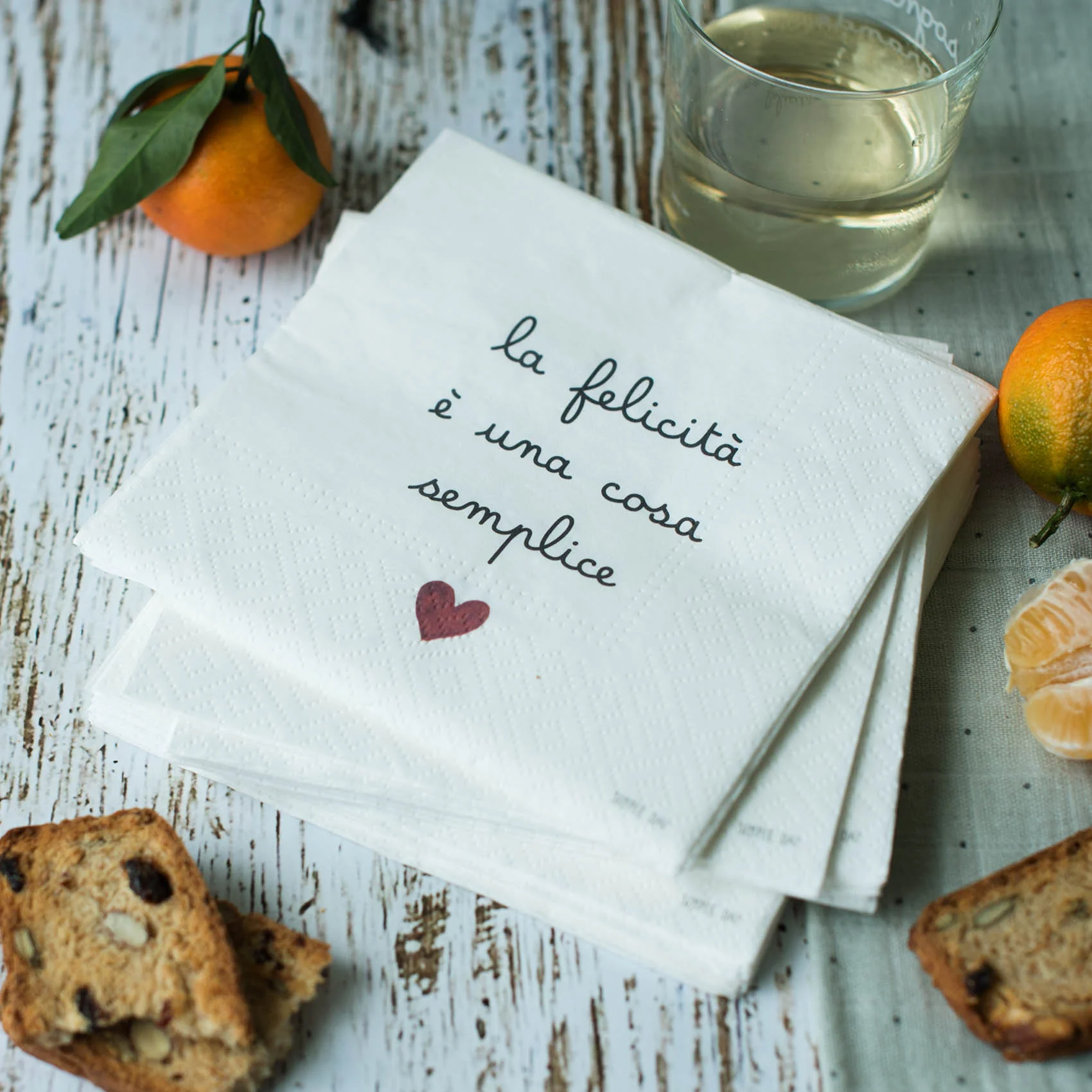 SET 20 TOVAGLIOLI CARTA "LA FELICITA' E' UNA COSA SEMPLICE"
