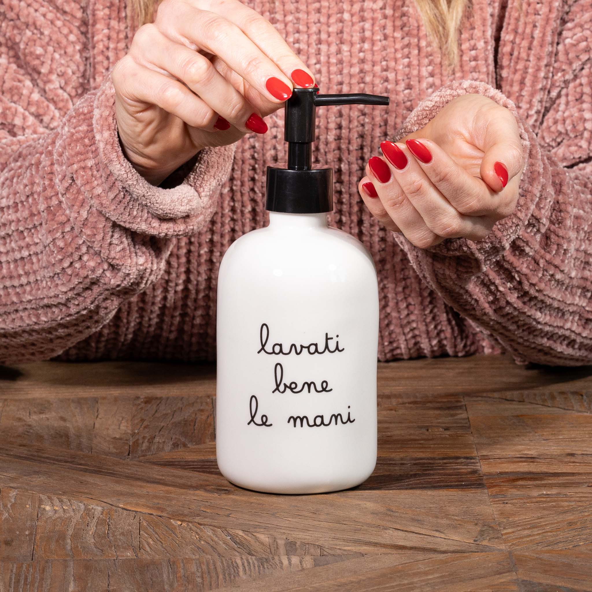 DOSASAPONE "LAVATI BENE LE MANI"